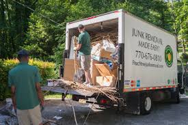 Best Retail Junk Removal  in Fair Grove, MO